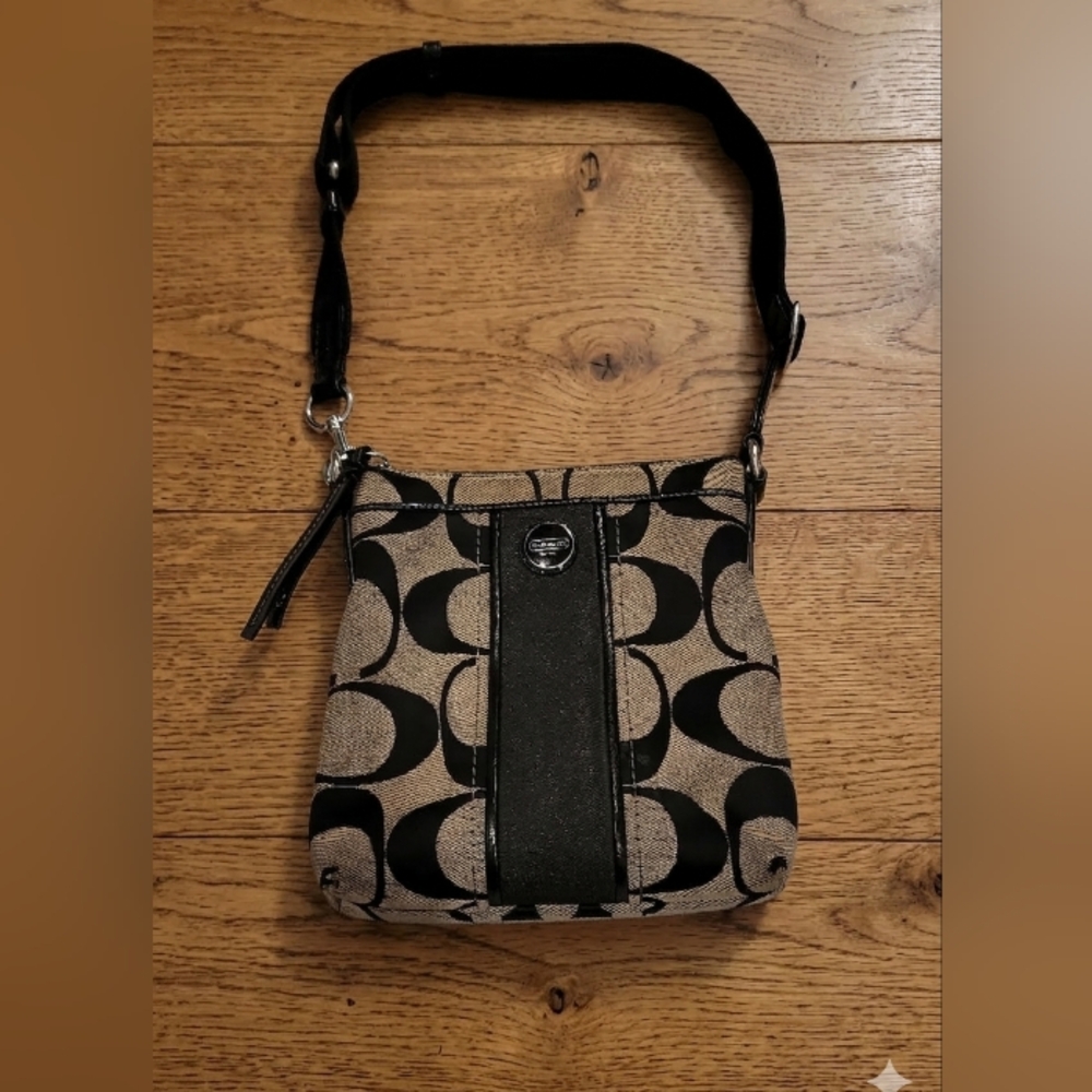 Coach Signature Stripe Swingpack Crossbody Purse
